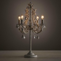 Lampe de chevet rétro de style français RH avec abat-jour blanc pour chambres à coucher, salons, salles à manger, chambres d'hôtes, hôtels et magasins de vêtements