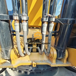 Excavatrice d'occasion CAT320D2 de 20 tonnes abordable pour les projets de construction intensifs - Product Image 6
