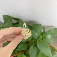 Cincin ular elegan mewah lapis emas kuningan, perhiasan cincin besar bisa disesuaikan zirkon badan ular melengkung