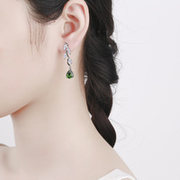 Nouveauté Accessoires de mode Plaqué or véritable Plaqué rhodium Unisexe Boucles d'oreilles tendance en laiton Fleur de rose Cristal
