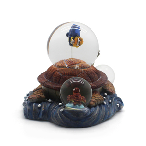 Resina animal artesanías marinas tortuga <span class=keywords><strong>marina</strong></span> globo de nieve personalización único océano resina bola de nieve estatua de tortuga globo de <span class=keywords><strong>agua</strong></span> recuerdo - Product Image 4