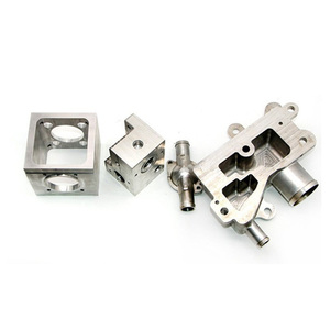 Procesamiento CNC de <span class=keywords><strong>metal</strong></span>, aleación de aluminio, procesamiento de torno cnc, carcasa de aluminio, <span class=keywords><strong>metal</strong></span>, lote pequeño, modelo de placa de mano, mecanizado CNC - Product Image 6