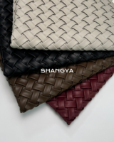 Nouveau design 3D tissé gaufrage cuir Pu écologique Faux cuir pour vêtements sac vêtements décoratifs
