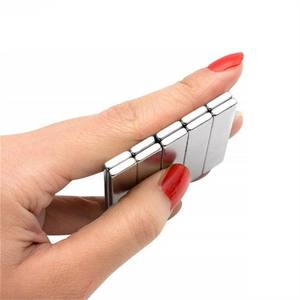 מכירה חמה 60 מ "מ x 10 מ" מ x 3mm מלבני חזק ndf מגנטים ndf מגנטים רב עוצמה נדירה בר אדמה חיתוך מותאם אישית - Product Image 4