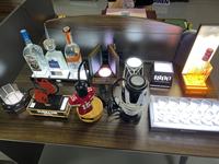 Support d'affichage lumineux pour bouteilles en acrylique personnalisé avec éclairage LED, vitrine pour bouteilles de vin et de spiritueux pour bar, boîte de nuit
