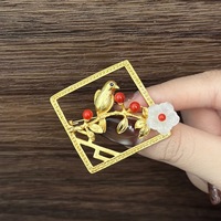 Nuevo Broche Chino de Lujo con Diseño de Flor de Ciruelo y Pájaro, Jade Hetian Natural, Bambú y Coral, Chapado en Oro de 18K, Regalo de Boda