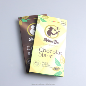 Encuentra un icono similar: Caja de embalaje plegable de lujo premium con logotipo personalizado certificado, de calidad alimentaria, dorada, para barras de chocolate dulce. - Product Image 1