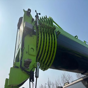 Grúa sobre camión usada ZOOMLION 220T, grúa móvil en buen estado de funcionamiento en venta - Product Image 2