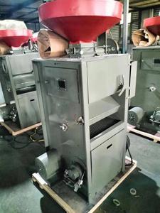 Máquina Combinada para Molinos de Arroz SB-50 con Rodillo de Goma, para Producción de Alto Rendimiento 1800-2300kg/h, Serie de Molinos de Arroz Combinados - Product Image 3