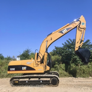 รถขุดตีนตะขาบแคตเตอร์พิลลาร์มือสอง รุ่น 320D รถขุดมือสอง CAT320C 320D 320CL 330D 320D2 พร้อมเครื่องจักรก่อสร้าง - Product Image 1
