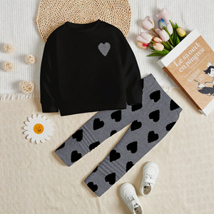 Completo Trendy da Ragazza: Felpa Casual Traspirante in Poliestere/Cotone e <span class=keywords><strong>Leggings</strong></span> con Stampa Love - Product Image 6