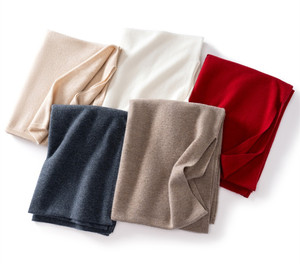 <span class=keywords><strong>Poncho</strong></span> en laine mérinos douce et chaude beige pour <span class=keywords><strong>femme</strong></span>, châle tricoté, cadeau pour elle, pull <span class=keywords><strong>poncho</strong></span> doux en cachemire - Product Image 6