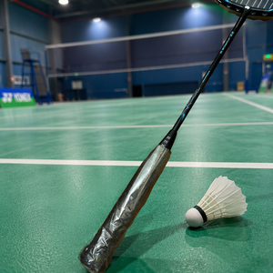 ไม้แบดมินตัน LIBOTAI T-REX Z FORCE II คาร์บอนไฟเบอร์ แกนกราไฟต์ ความแข็งปานกลาง โครงสร้างแอโร ควบคุมลูกได้ดี น้ำหนัก 84 กรัม ด้ามจับแบบพัน - Product Image 3