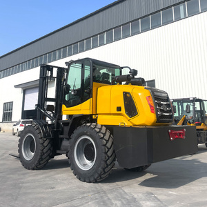 Chariot élévateur diesel 4 roues avec moteur japonais certifié CE EPA pour entrepôt, port, ferme, chariot élévateur tout-terrain 4 tonnes, 5 tonnes, 6 tonnes à vendre - Product Image 4