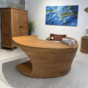 Bureau de travail moderne en forme d'arc, bureau d'ordinateur ergonomique incurvé, table d'étude en bois massif pour le bureau à domicile - Product Image 2