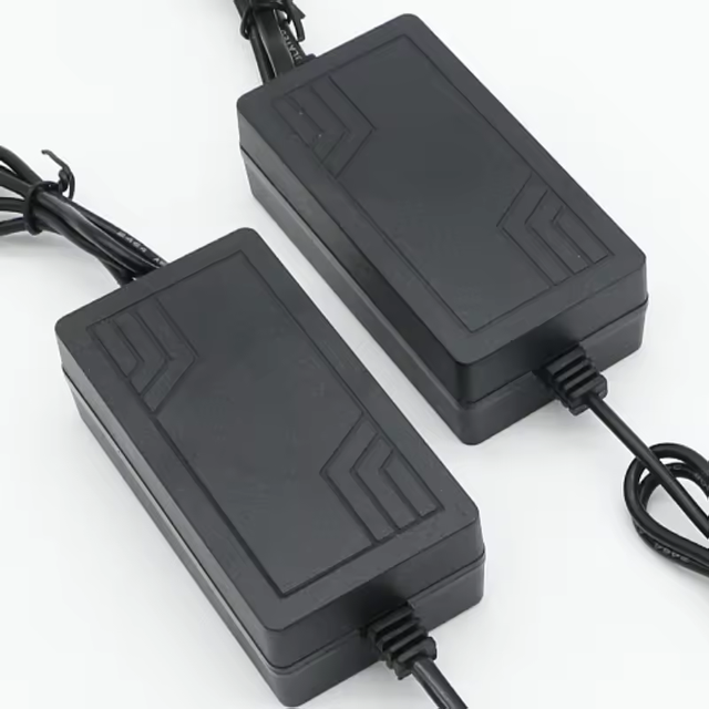 Customized DC 21V Lithium Battery Charger EU/AU/UK/US Plug 0.5A 1A 2A 3A Fireproof for Electric Scooter Bike 21V Power Adapter