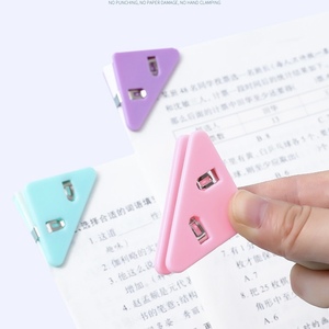 Eurolucky-Clip de papel triangular creativo, Clip de plástico para estudiantes, para esquina, papelería - Product Image 6