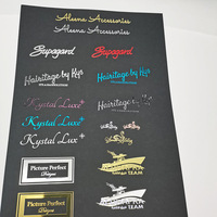 Étiquettes autocollantes personnalisées 3D imperméables en feuille d'aluminium + papier pour emballages de parfums, shampoings, rouges à lèvres, soins de la peau, 500 pièces par carton
