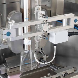 Aperitivos inflados con <span class=keywords><strong>palomitas</strong></span> de maíz saladas, galletas, bolsa de goma de <span class=keywords><strong>caramelo</strong></span>, máquinas de envasado y llenado de pesaje multifunción automático - Product Image 6