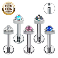 Piercing en titane ASTM F136 G23 à filetage interne, avec triangle à 3 branches et dos plat en zircone cubique, pour tragus, hélix, lèvre, cartilage, pour enfants et mariages