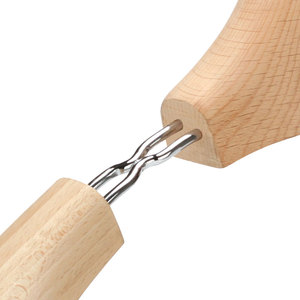 Butler cortesía diseño abrigo comercial pesado deber de Metal de madera de haya de perchas de madera - Product Image 6