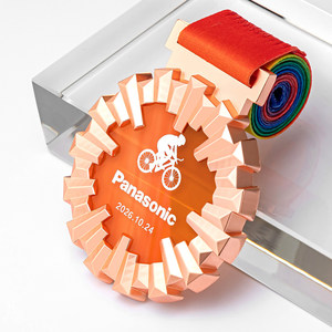 Médailles personnalisées en métal et cristal pour les étiquettes nominatives des enfants, compétitions sportives scolaires et marathons, conception gratuite, 1er/2e/3e place - Product Image 1