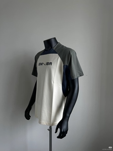 T-shirt da uomo nera girocollo in cotone organico traspirante, <span class=keywords><strong>stile</strong></span> casual streetwear, con stampa <span class=keywords><strong>testo</strong></span> e bandiera in rilievo - Product Image 3