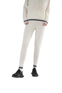 <span class=keywords><strong>Pantaloni</strong></span> slim da donna <span class=keywords><strong>in</strong></span> puro cashmere bianco lavorato a <span class=keywords><strong>maglia</strong></span> dal design basic - Product Image 3