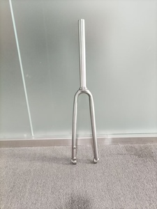 Horquilla Delantera de Titanio Impresa en 3D de Alta Calidad en Oferta para Bicicletas Cruiser, Gravel y BMX, Suspensión de Alta Resistencia - Product Image 2
