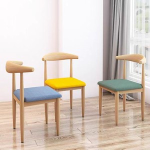 Chaise de salle à manger moderne minimaliste en bois avec siège rembourré pour adultes - Product Image 1