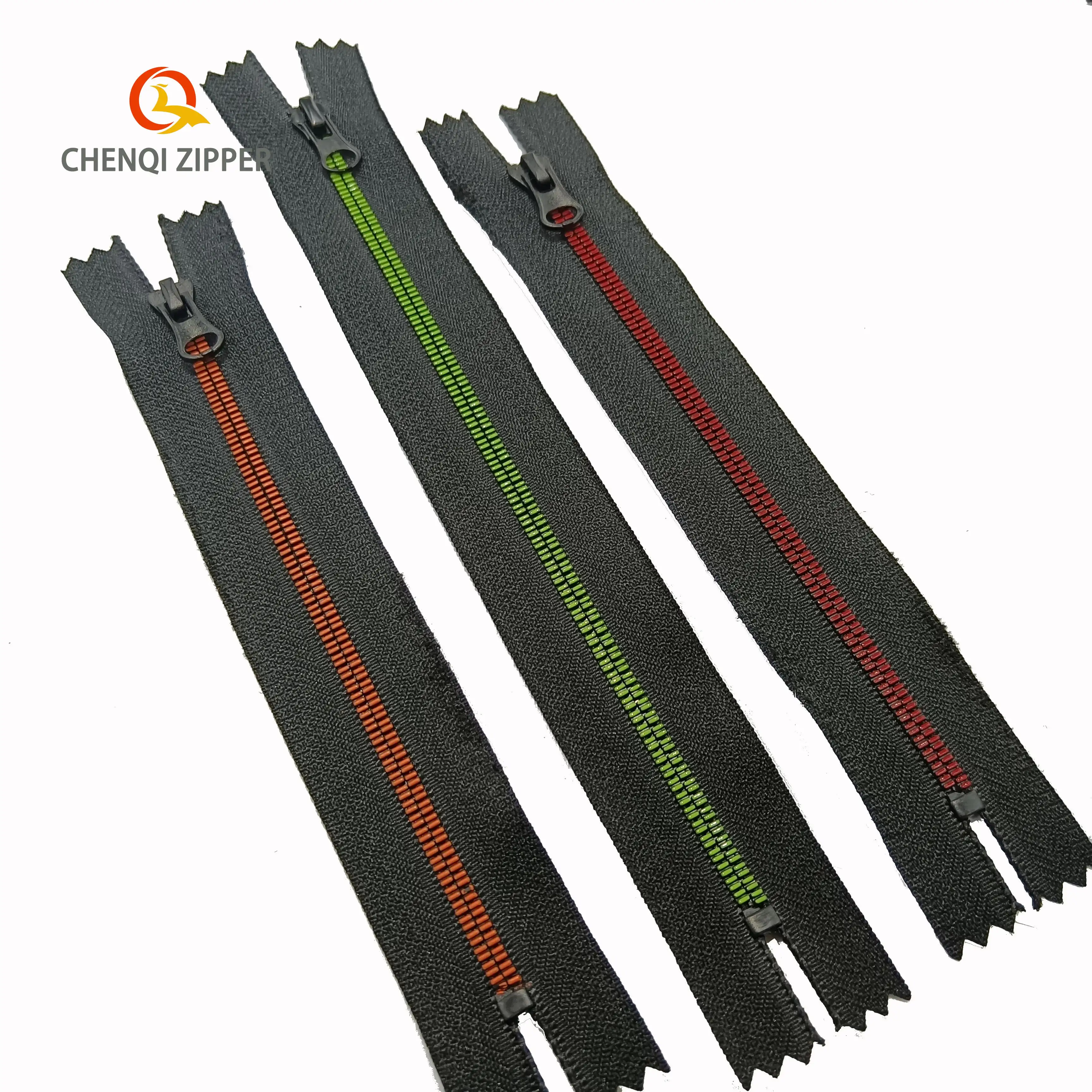 Custom plastic resin zipper and sliders zip tape 5# for jean zipper