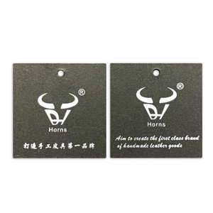 In logo quần áo giấy <span class=keywords><strong>hangtags</strong></span> tùy chỉnh giấy tráng hangtag cho quần jean - Product Image 2