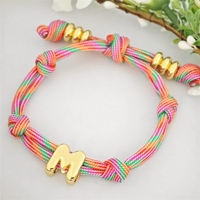 Pulsera Ajustable Tejida con Cuerda de Colores y Letra Personalizada, Regalo de San Valentín o Navidad para Mujer, Certificada por la CE