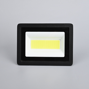 Projecteur LED YIHAN 5000K Lumière du jour COB IP65 Corps en aluminium Éclairage extérieur solaire à montage en surface pour jardin Durée de vie de 30 000 heures - Product Image 5