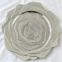 Assiette de présentation octogonale en bambou doré ajourée géométrique, style moderne, pour hôtels et mariages, vente directe usine