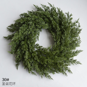 Guirlande artificielle en herbe de cyprès pour porte d'entrée, guirlande réaliste en faux herbe de cyprès avec <span class=keywords><strong>fausse</strong></span> verdure d'eucalyptus printanière pour mur et <span class=keywords><strong>fenêtre</strong></span> - Product Image 3