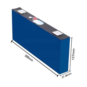 แบตเตอรี่ลิเธียมไอออนแบบแท่งปริซึม 3.7V 218Ah เซลล์ NMC อายุการใช้งานยาวนาน สำหรับรถยนต์ไฟฟ้า - Product Image 1