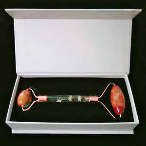 Rouleau de massage facial Huiying pour le visage et le corps, poignée en forme de fleur, rouleau en jaspe <span class=keywords><strong>Picasso</strong></span>, <span class=keywords><strong>prix</strong></span> de gros - Product Image 2