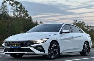 <span class=keywords><strong>E</strong></span>-lantra 2023 1.5L CVT <span class=keywords><strong>LUX</strong></span> Prestige Voiture Familiale Économe en Carburant avec une Autonomie Supérieure à 700 km pour les Déplacements Quotidiens et les Longues Trajets - Product Image 6