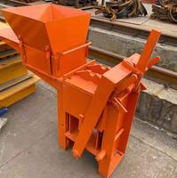 Machine à blocs de terre emboîtables à vendre QMR2-40 Machine à fabriquer des briques d'argile manuelle de petite taille