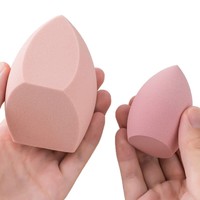 Spons Makeup Ekstra Lembut Hemat Bubuk Desain Tiga Potongan Ukuran Besar Cocok untuk Kering dan Basah Buatan Qingdao