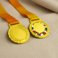 Trophée en métal moulé sur mesure, finition plaquée or UV, logo personnalisé, émail vierge, forme 3D, lanières, souvenir pour thèmes alimentaires/vin/vélo