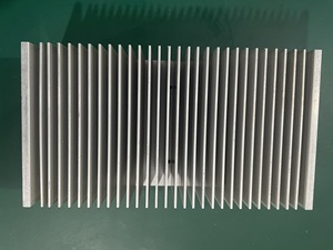 Radiatore in alluminio macchina CNC radiatore in alluminio ad alta densità radiatore in alluminio raffreddato ad aria - Product Image 3