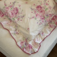 Ensemble de jupe de lit 3 pièces en coton rose à motif floral, avec volants en dentelle, imprimé réactif, style pastoral pour la maison