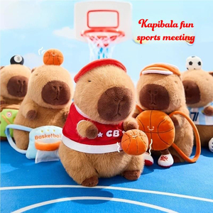 Peluche Personalizzato all'Ingrosso di Capibara con Pallone da Calcio in Testa, 9 Pollici, Morbido Giocattolo Imbottito, Regalo Perfetto per Bambini e Tifosi di Calcio - Product Image 4
