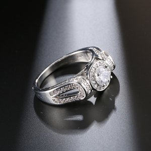 Lacole RP071 Classic Fashion 24 Carat <b>Large</b> Crystal Silver Men's and Women's Wedding <b>Ring</b> - Product Image 4