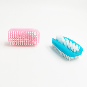 Dos piezas <span class=keywords><strong>de</strong></span> paquete <span class=keywords><strong>de</strong></span> plástico <span class=keywords><strong>de</strong></span> mano y <span class=keywords><strong>uñas</strong></span> belleza polvo cepillo dos <span class=keywords><strong>de</strong></span> limpieza cepillo conjunto - Product Image 4