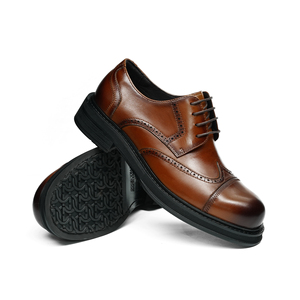 รองเท้าหนังแท้แบบสลิปออน สไตล์โบรก แกะสลักลาย  ใส่สบาย ระบายอากาศได้ดี น้ำหนักเบา กันลื่น เหมาะสำหรับผู้ชาย สวมใส่ได้ทั้งแบบลำลองและธุรกิจ - Product Image 4