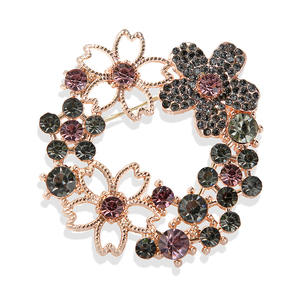 เข็มกลัดรูปดอกไม้เคลือบทองอัลลอยด์แบบหยดน้ำมันเคลือบเงา ดีไซน์สั่งทำได้ หรูหรา เหมาะสำหรับงานแต่งงาน งานหมั้น ของขวัญงานเลี้ยง ประดับคริสตัลและเพชรเทียม - Product Image 6