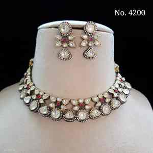 Conjuntos de collar de compromiso de boda de estilo étnico de Bollywood antiguo chapado en oro de fabricante indio para mujer - Product Image 1